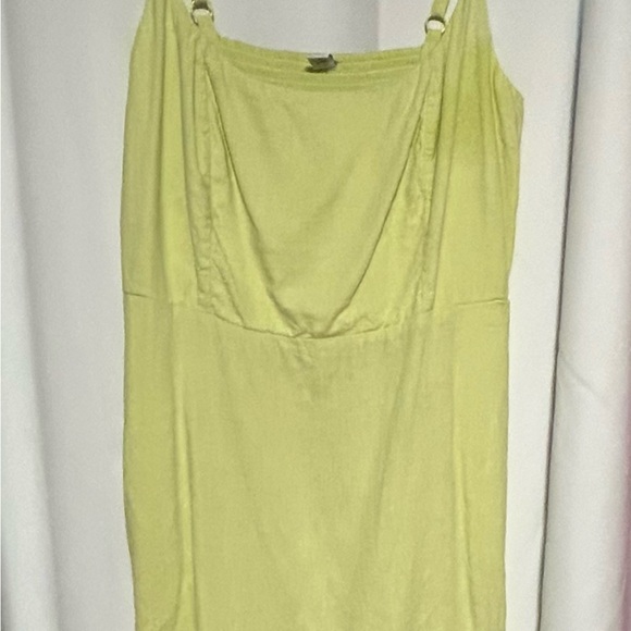 6 Summer ready linen blend cami dresses for one price! - Picture 3 of 7